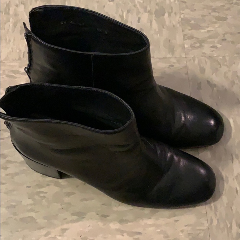NEW STUART WEITZMAN!!!
